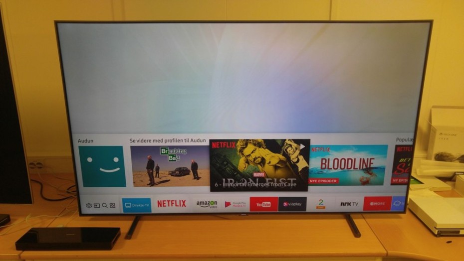 Tizen-menysystemet är överskådligt. Här med genvägar till de senast sedda Netflix-avsnitten. Foto: Samsung