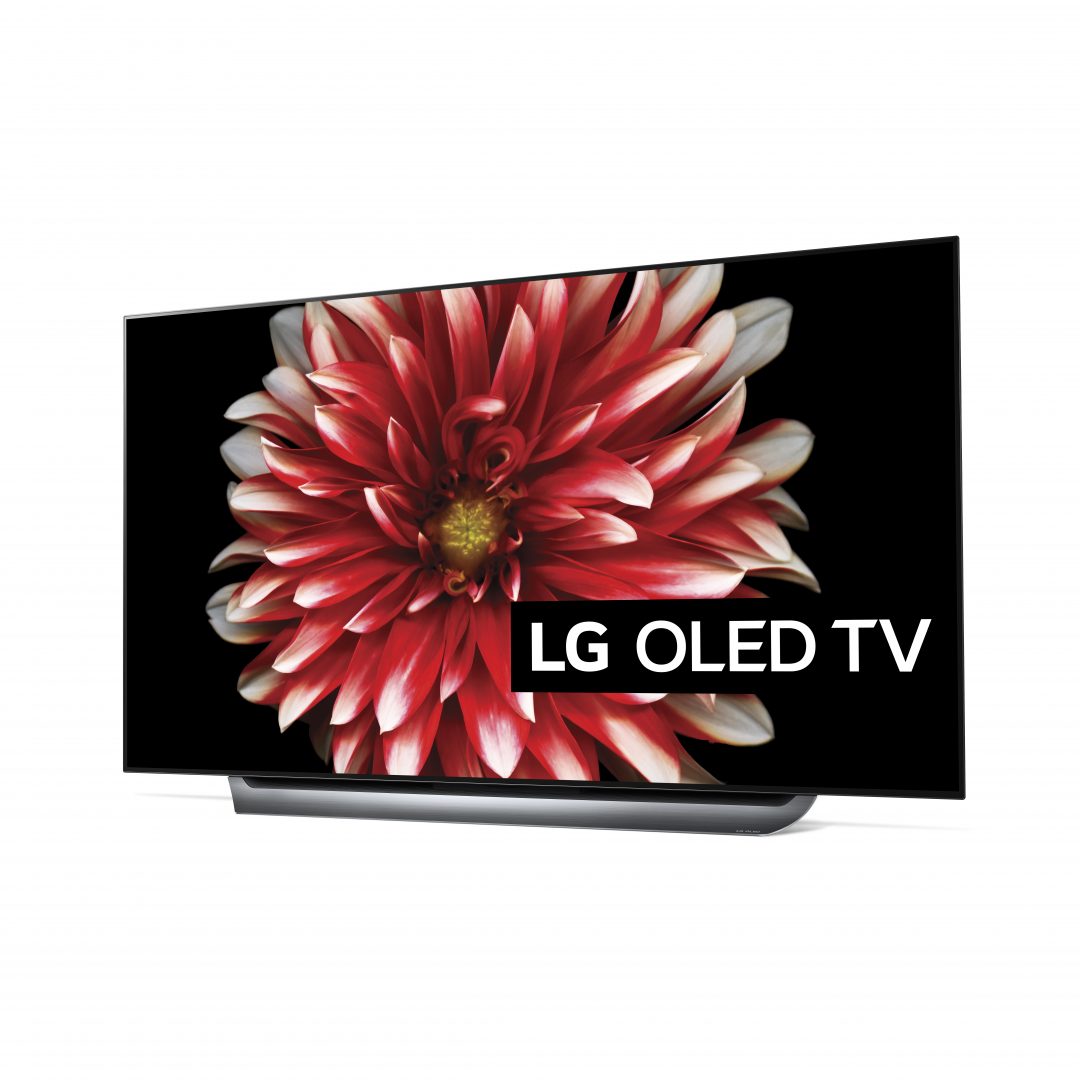 LG OLED65C8 har et stramt og moderne utseende, med en nesten usynlig innramming som får bildet til å nærmest sveve i luften.