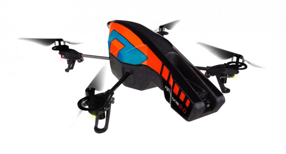 TEST: AR.Drone 2.0 – Den mest morsomme gadget du ikke har TEST: AR.Drone 2.0 – Den mest morsomme gadget du ikke har