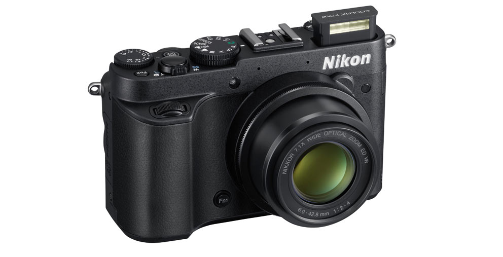 Nikon Coolpix P7700