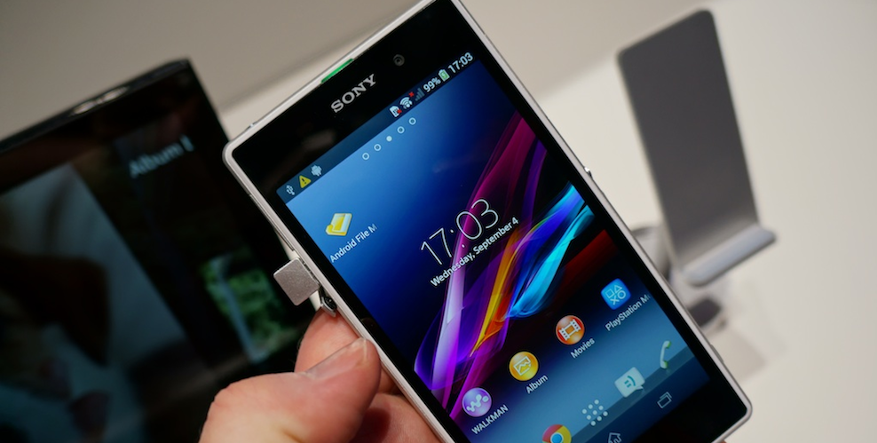 Se de første bildene av Sony Xperia Z1