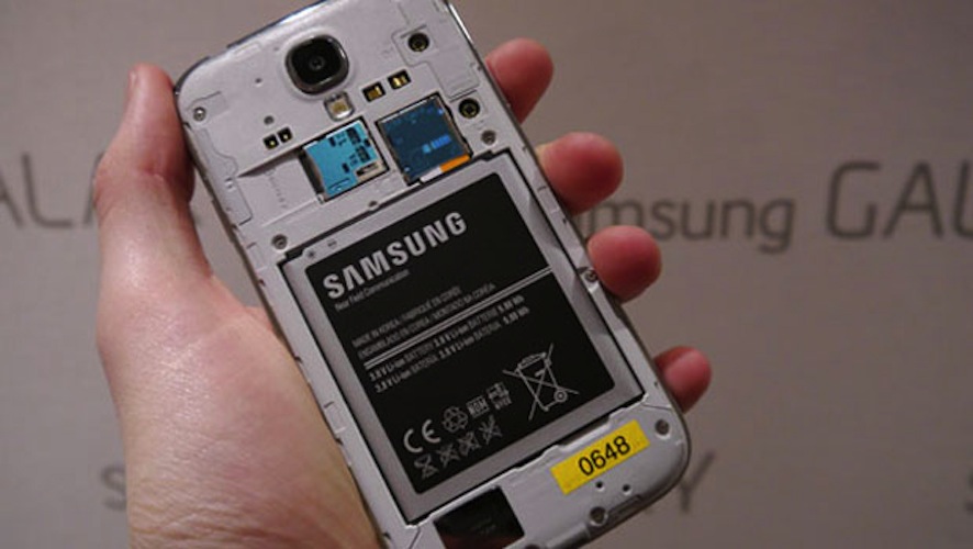 Batteriproblemer på Galaxy S4: Samsung tar affære