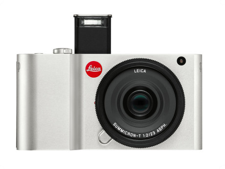 Leica-T_silver_flash_front