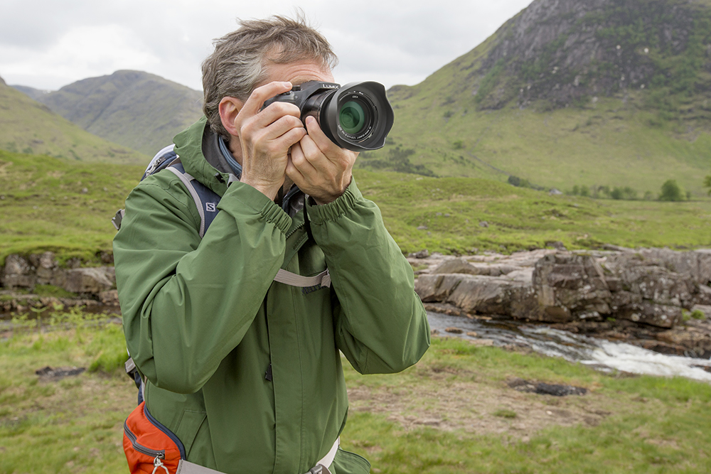 Verdens første superzoom med 4K-video