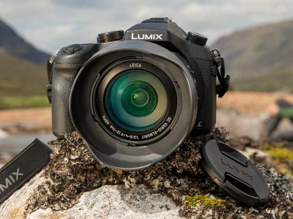 Panasonic Lumix FZ1000
