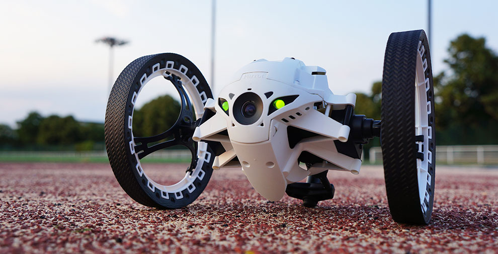 Parrot Jumping Sumo drone