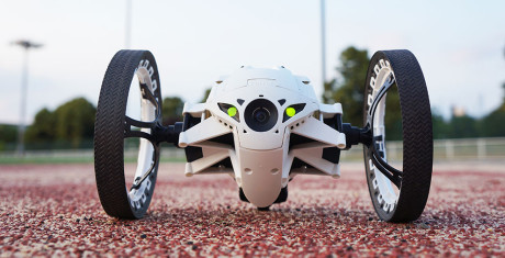 Parrot_Jumping_Sumo_2