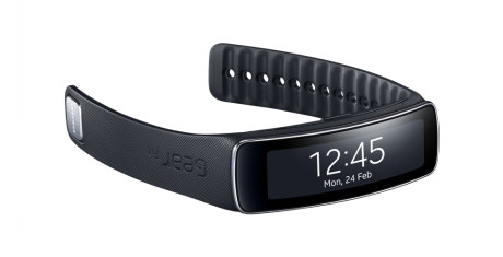 Samsung-Gear-Fit_black_6