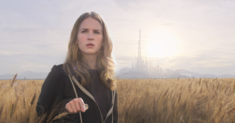 Disney's TOMORROWLAND..Casey (Britt Robertson) ..Ph: Film Frame..©Disney 2015