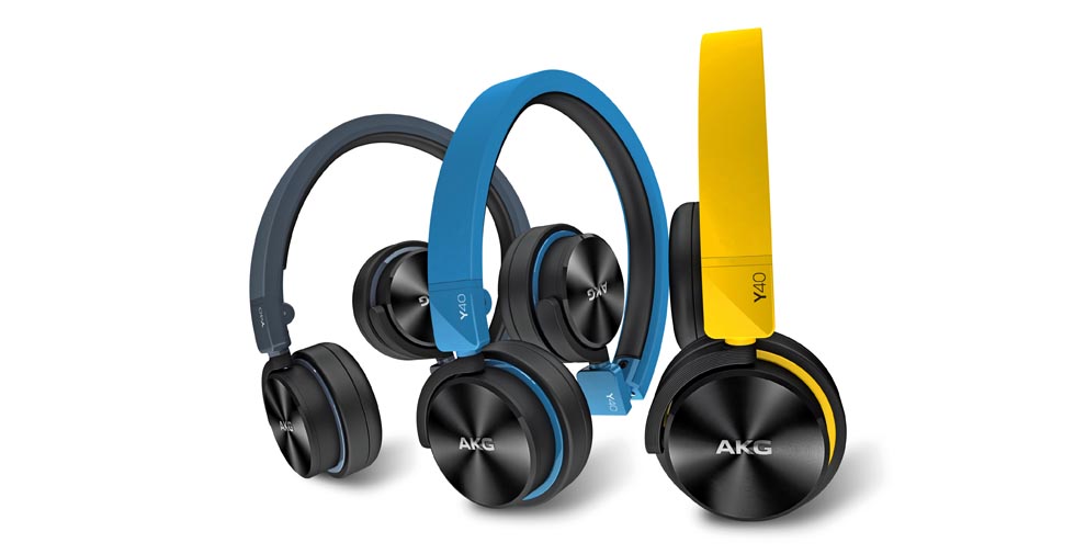 AKG Y40