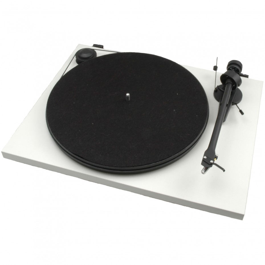 Pro-Ject Essential II USB