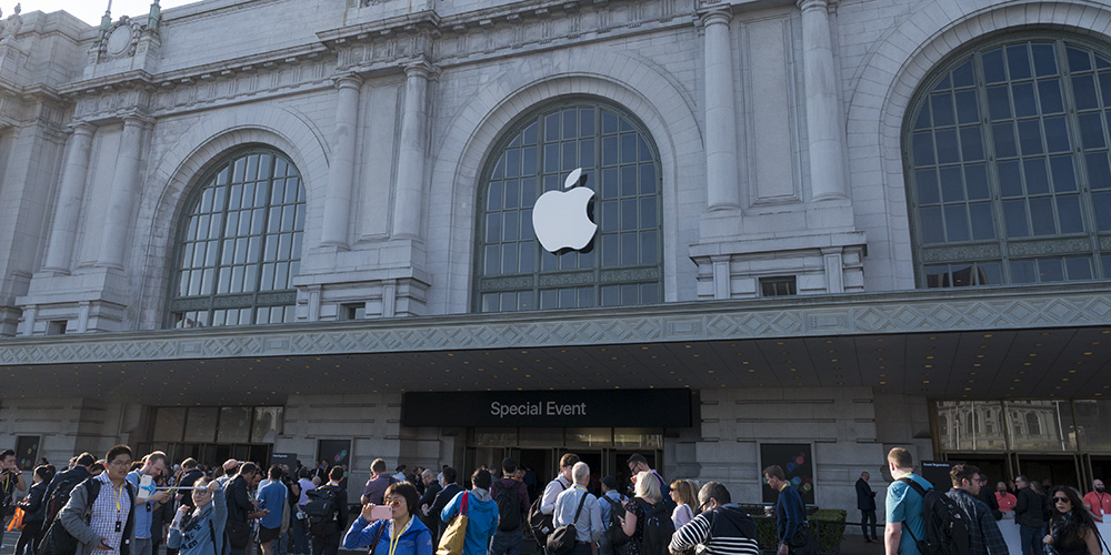 «Hands on» med iPhone 7 og Apple Watch Series 2