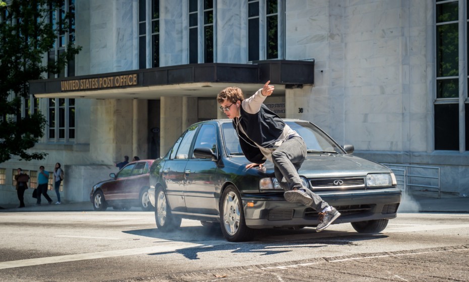 Baby Driver: Frisk og frekk babysjåfør