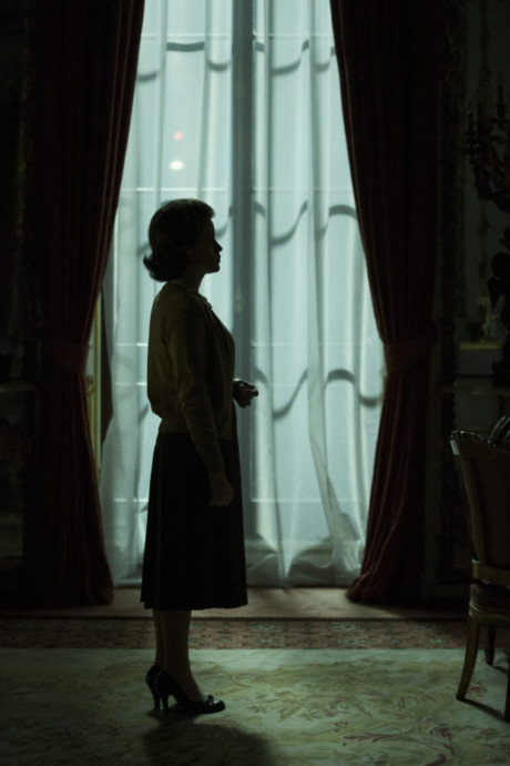 Netflix pauser innspillingen av The Crown 4