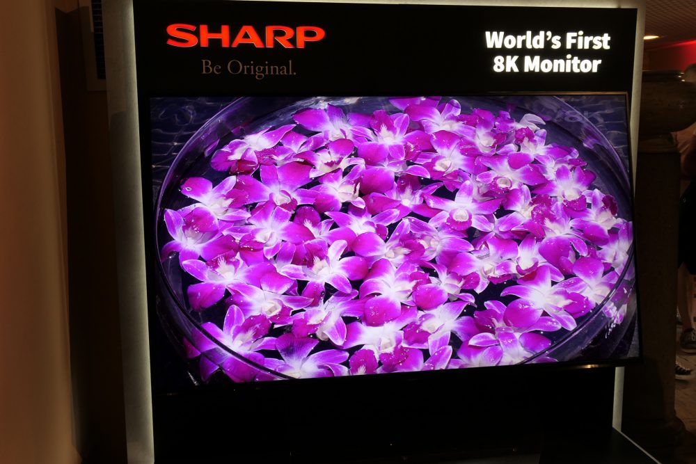 8K-TV fra Sharp