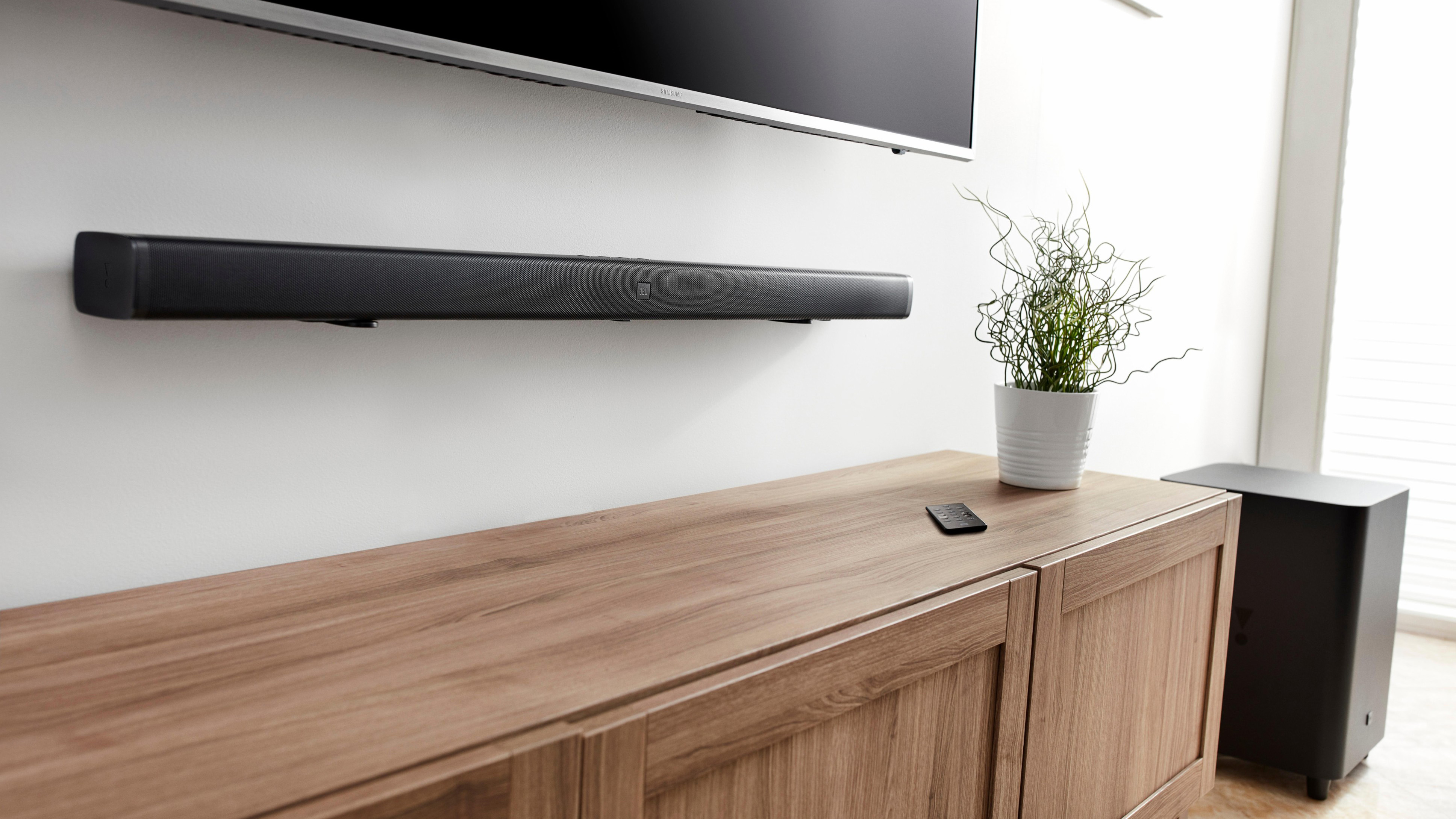 Black Friday: Soundbar-klipp 12 JBL Bar 3.1