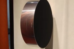 Beosound Edge: High-tech høyttaler fra B&O