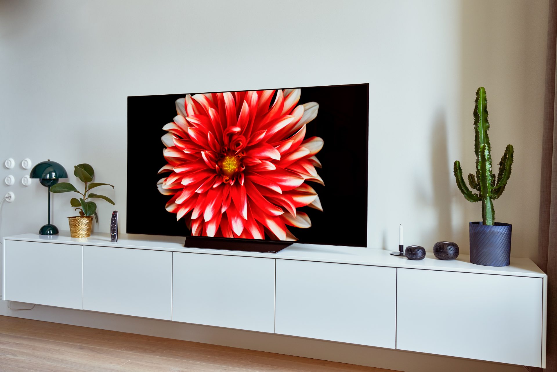 LG OLED65B8PLA