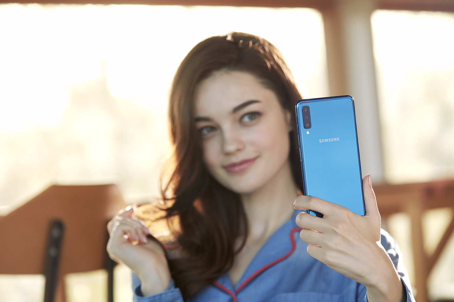 Samsung Galaxy A7 (2018) 2
