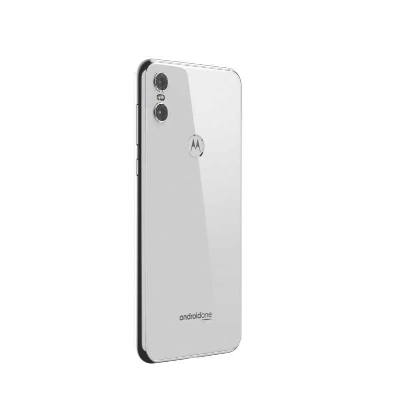 Motorola One 4