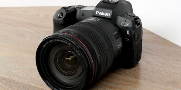 Canon EOS R