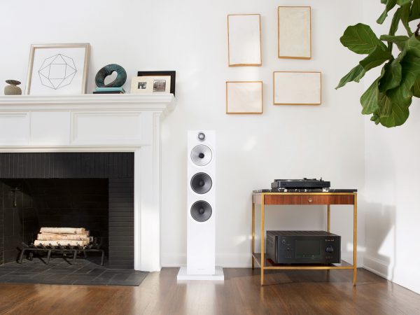 Bowers & Wilkins 603