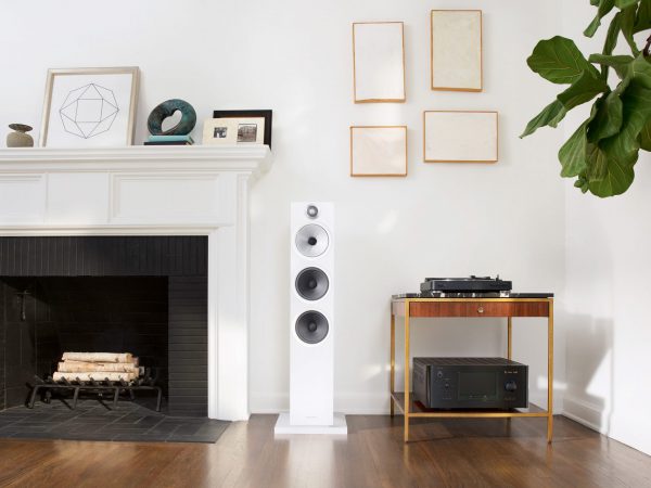 Bowers & Wilkins 603