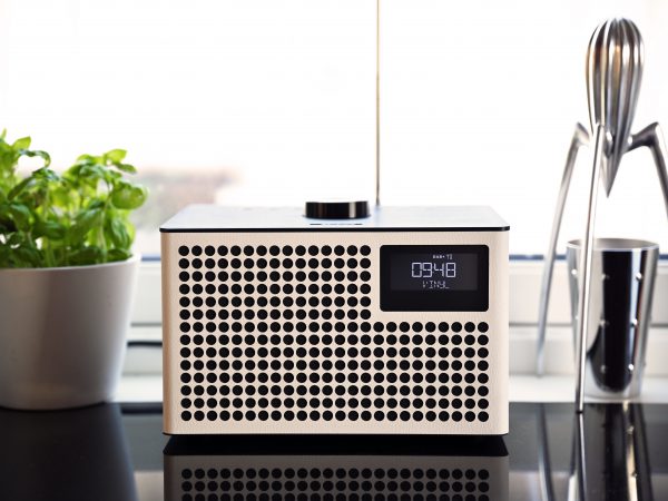 Geneva Acustica Lounge Radio