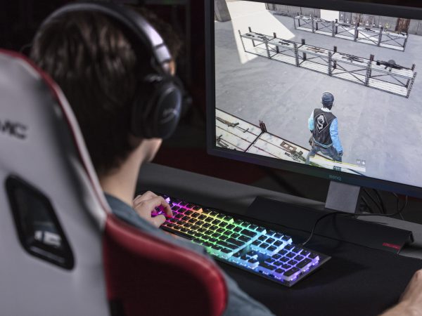 HyperX Cloud Mix vs. SteelSeries Arctis Pro Wireless