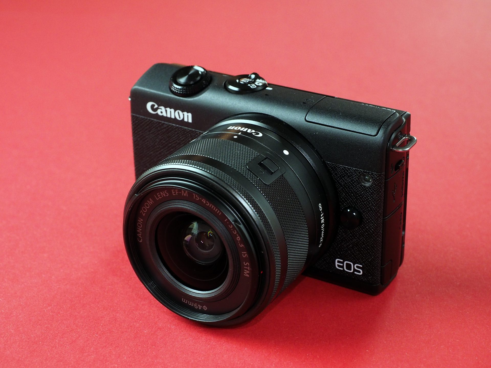 Canon EOS M200