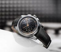 Devialet Phantom i en klokke