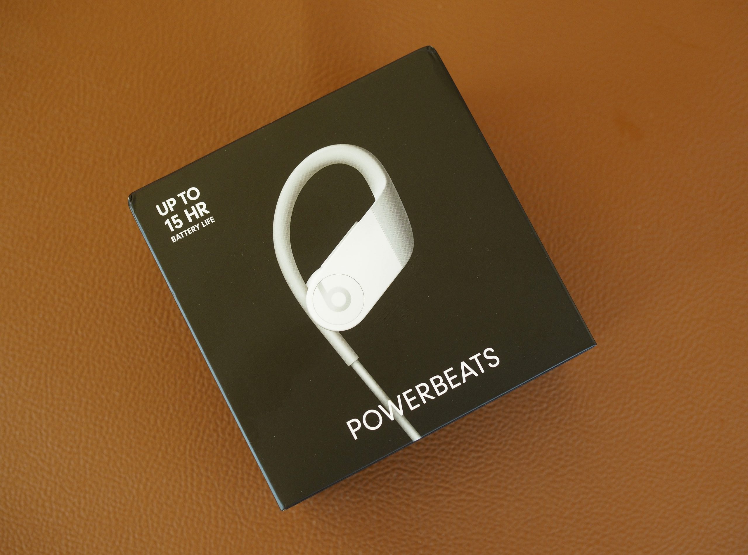 powerbeats packaging