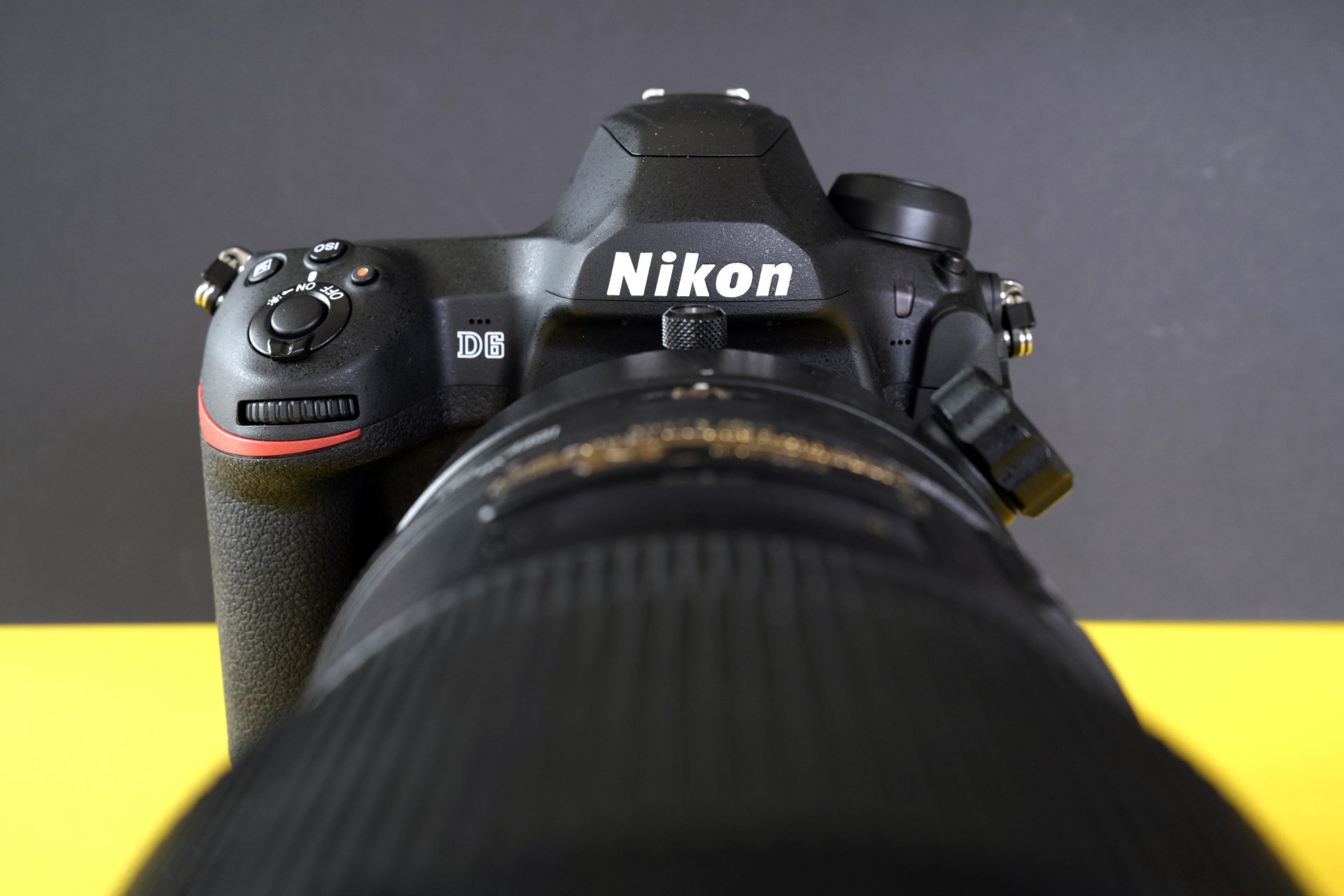 Nikon D6