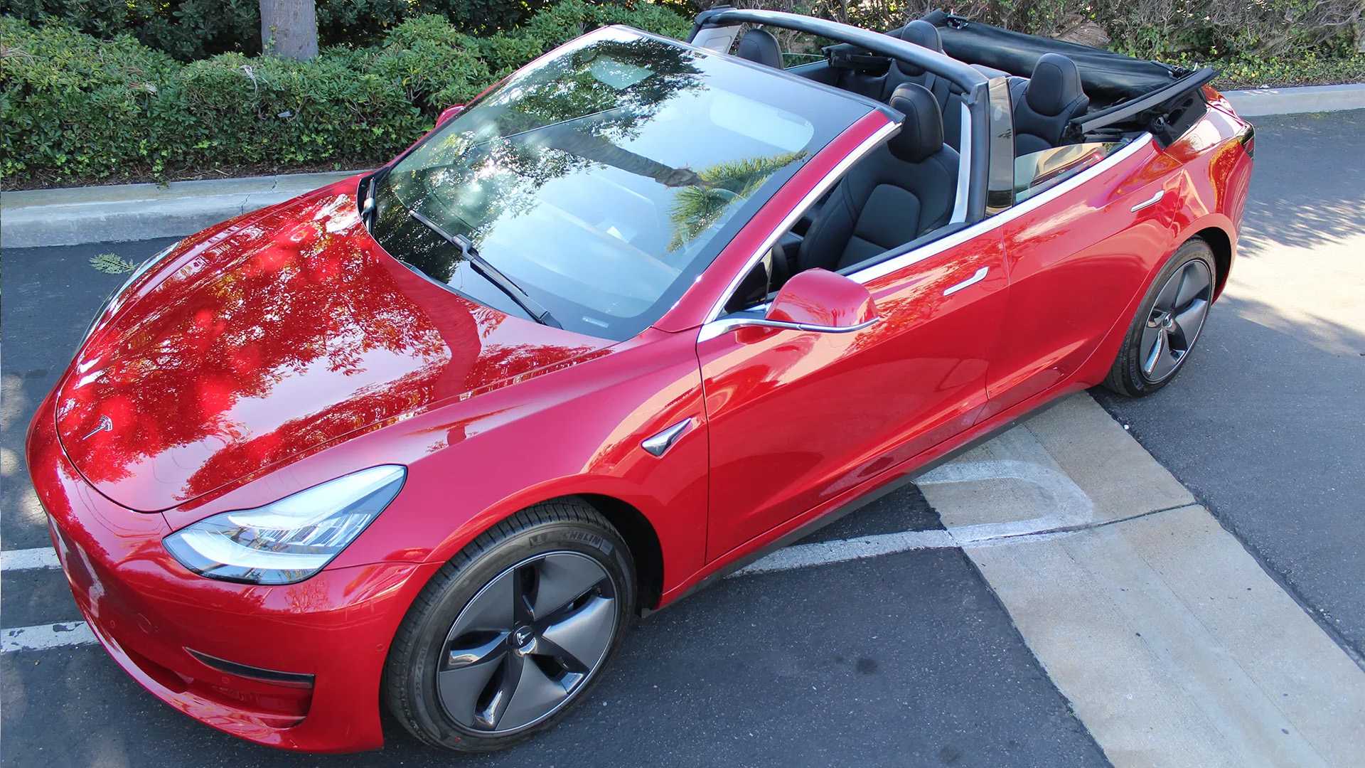 Nå kan du få Tesla Model 3 uten tak! Men du må bestille den fra USA.