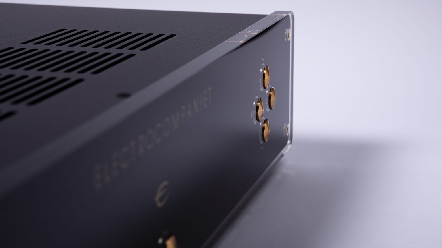ECI 6DX MKII Review Analog Amplifier Does Digital Tricks
