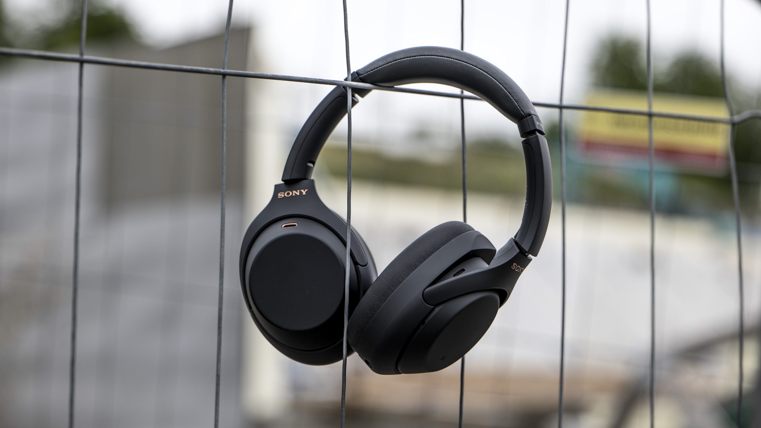 TEST: Sony WH 1000XM4 – Den nye kongen av støydemping Best i test Hørselvern 2020 Se tester i Prisguiden