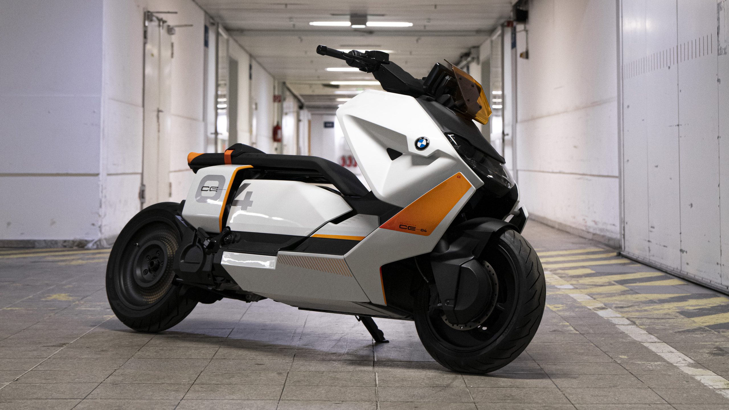 Elektrisk scooter fra BMW 2 BMW Motorrad Definition CE 04