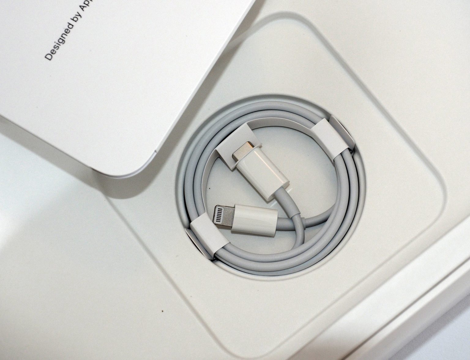 Airpods Max Review Superb Noise Cancellation And Beautiful Sound