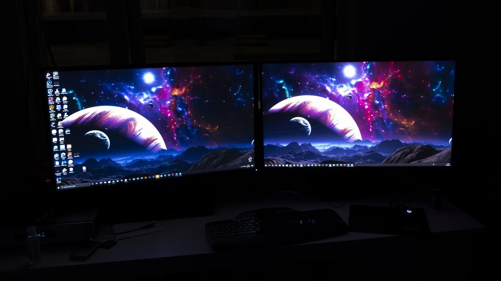 BenQ PV3200PT vs Asus PA32UCX-P