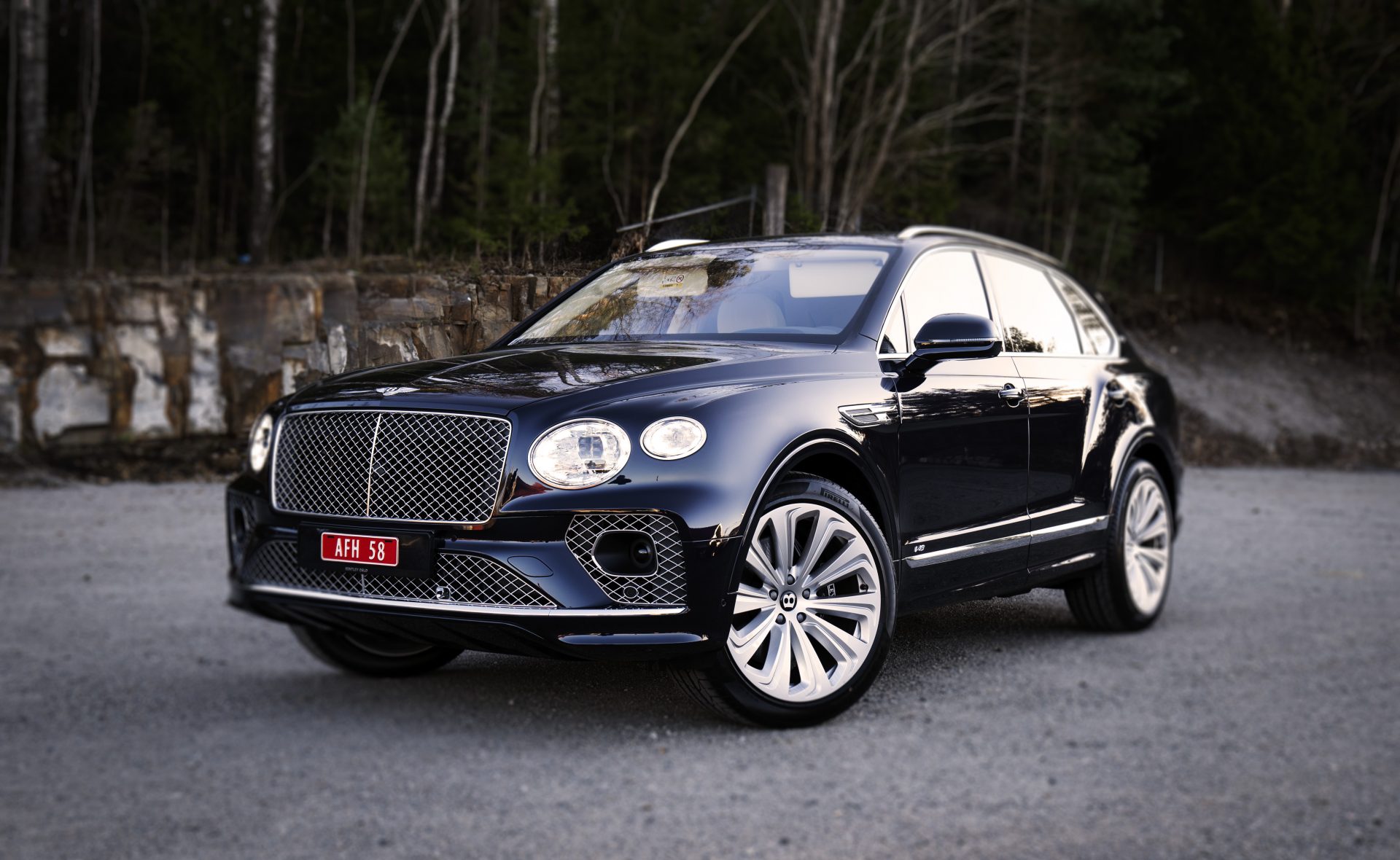 Bentley Bentayga V8 med Naim for Bentley