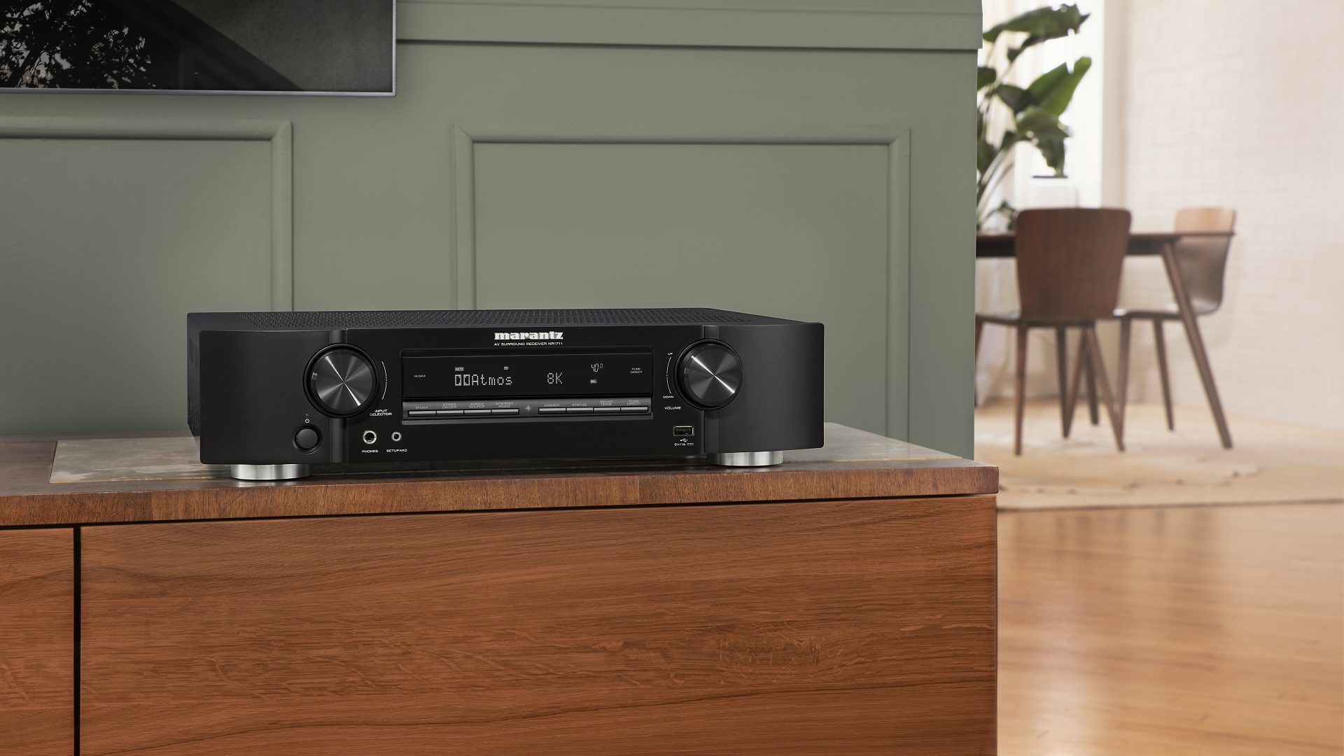 Marantz NR1711 Lifestyle