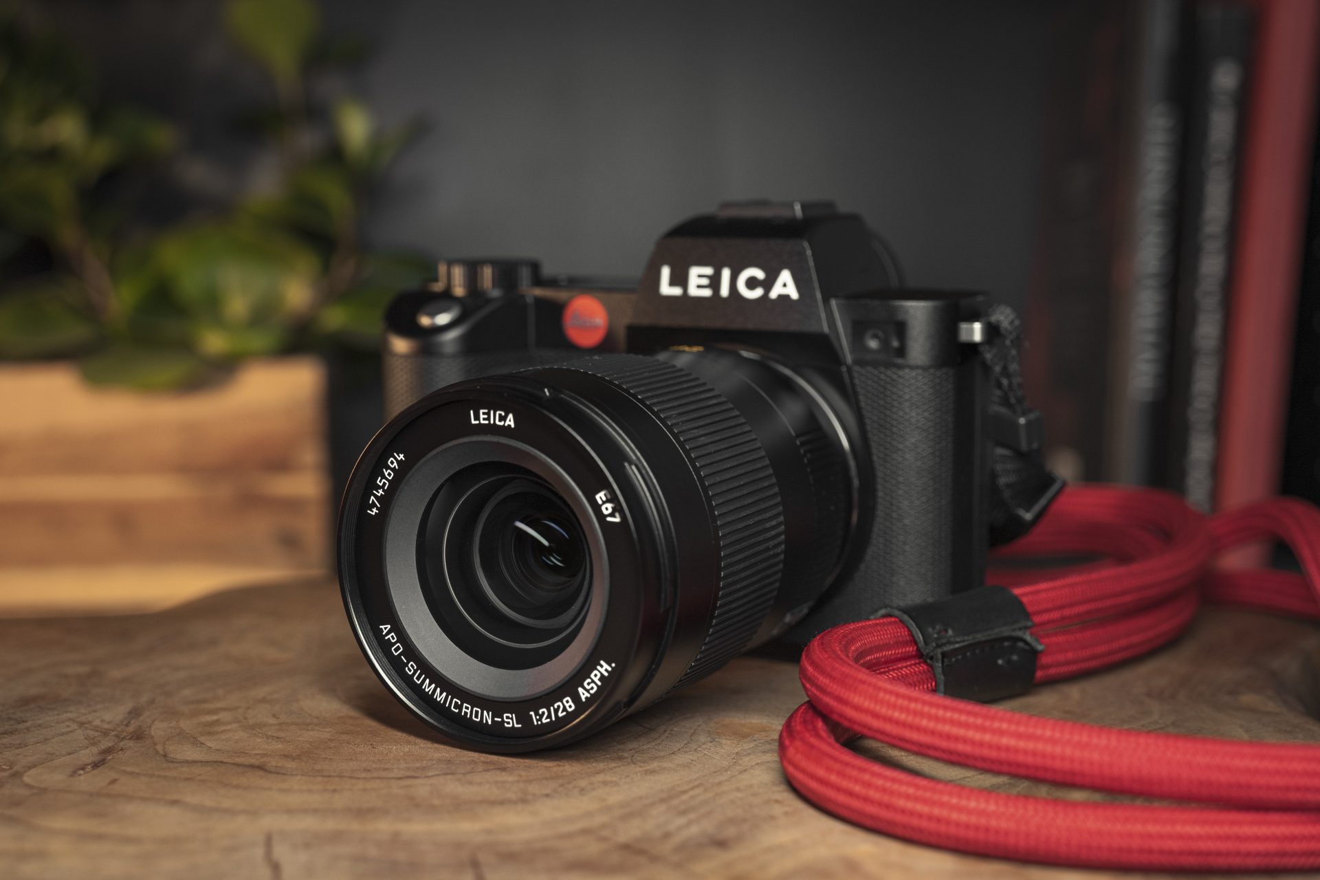 Leica APO-Summicron-SL 28mm f2 ASPH