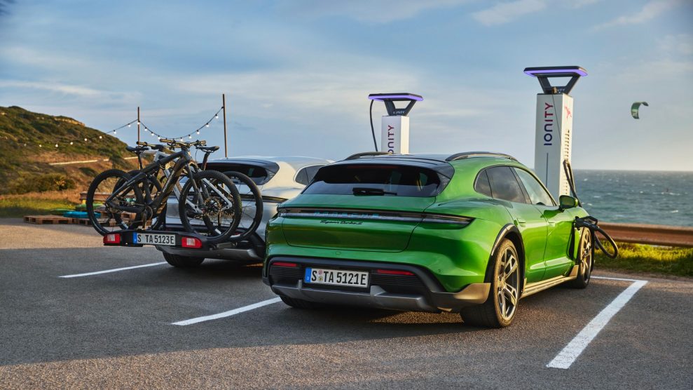 Porsche Taycan Cross Turismo charging