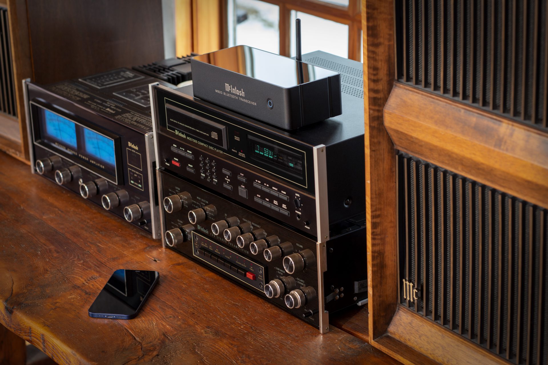 McIntosh MB20 Bluetooth transceiver