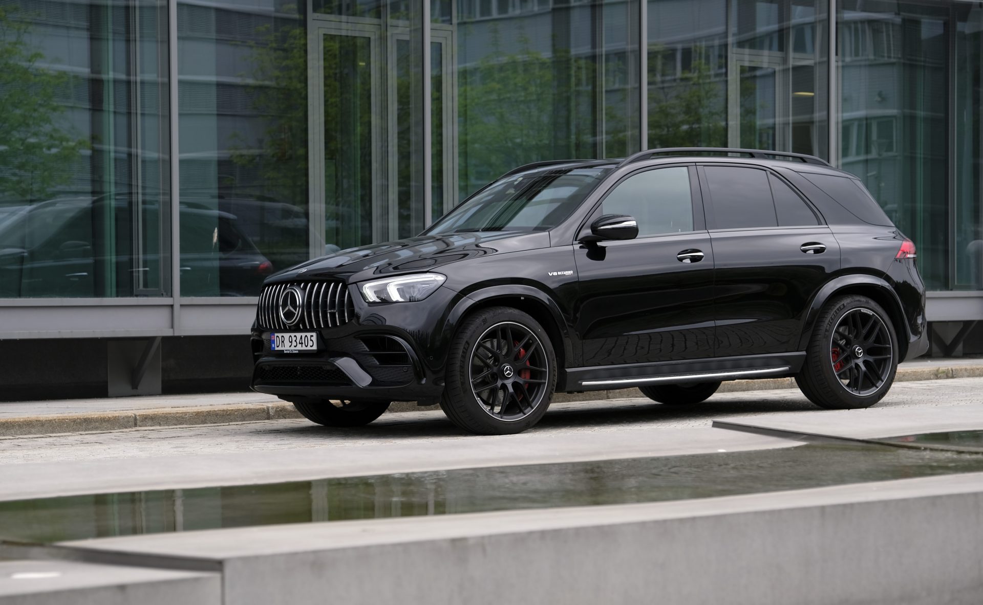 Mercedes-AMG GLE 63 S med Burmester High-End 3D Surround Sound system