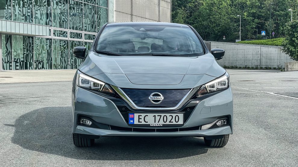 Nissan Leaf 2021 (2)