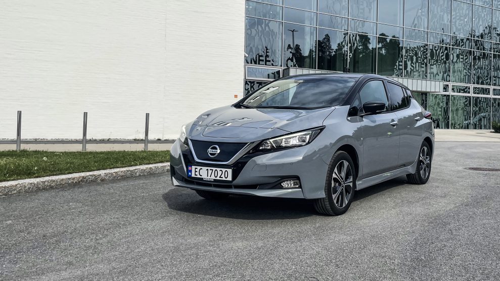 Nissan Leaf 2021 (4)