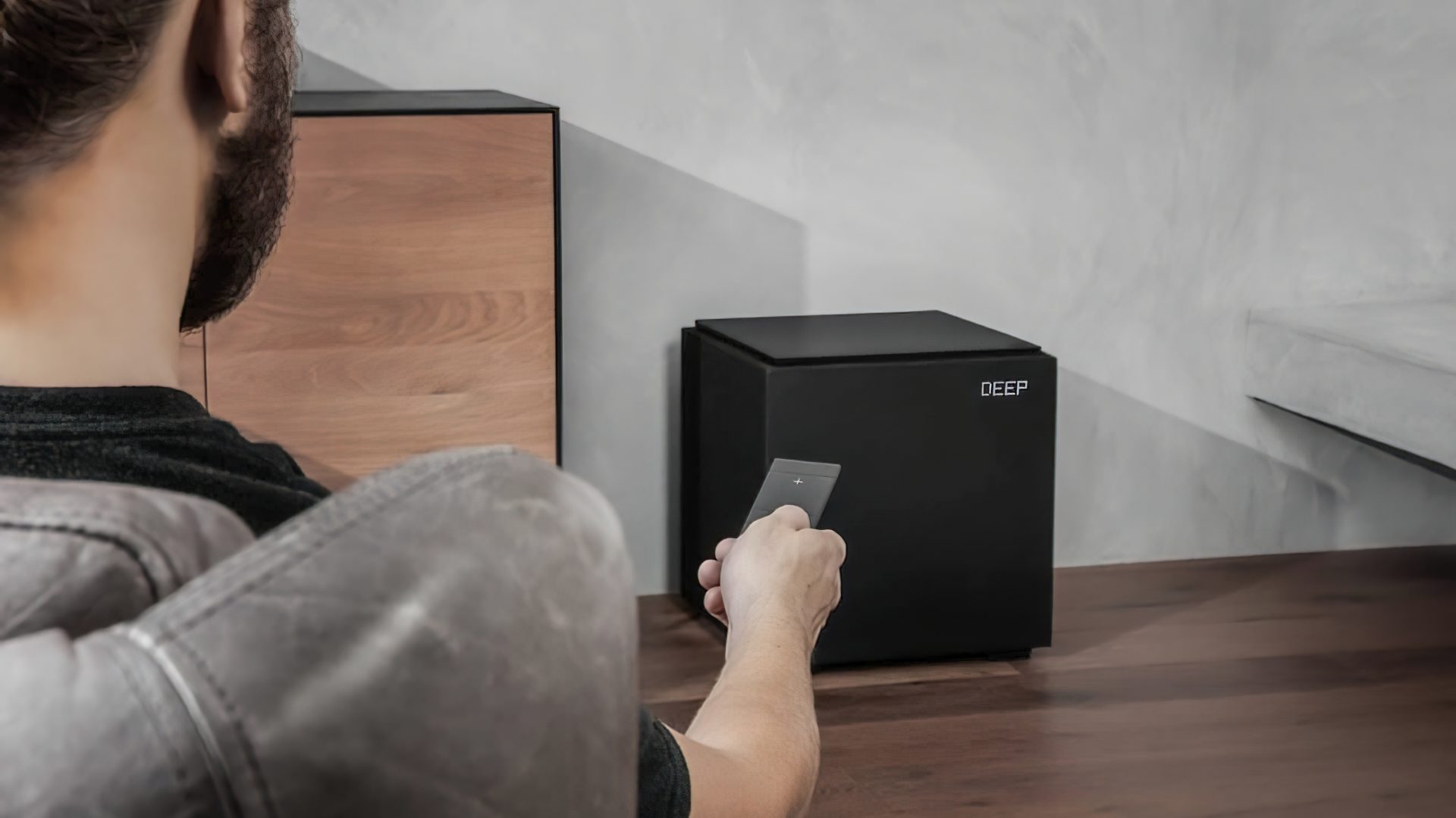 På dypet med Definitive Technology