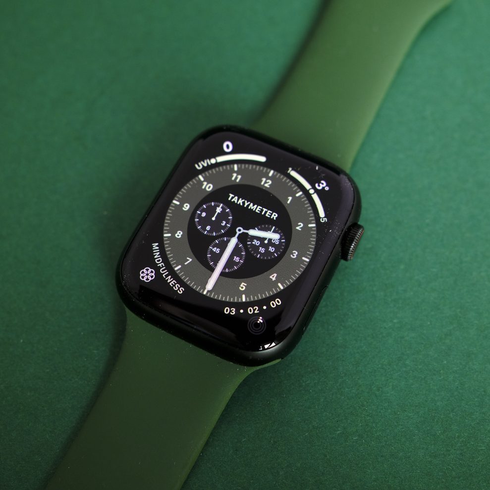 Apple Watch S7 screen III