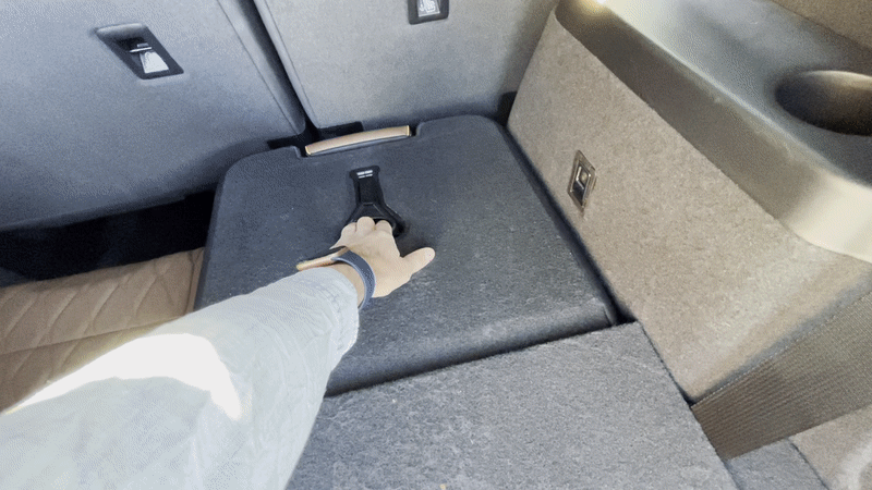 BYD Tang rear backseats